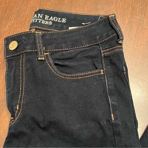 American Eagle Dark Wash Stretchy Denim Jeggings - Picture 2 of 10